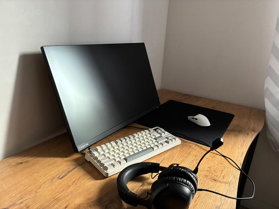 Monitor Lenovo Legion