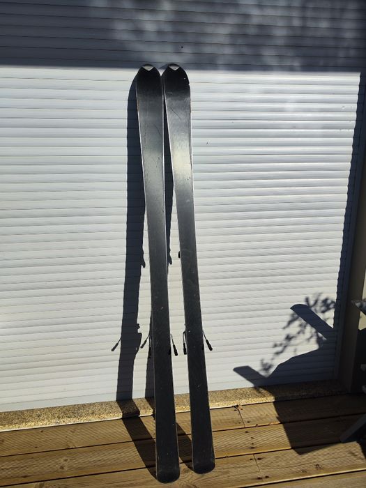 Esquis Quechua 170 cm – Bom estado – Prontos a usar