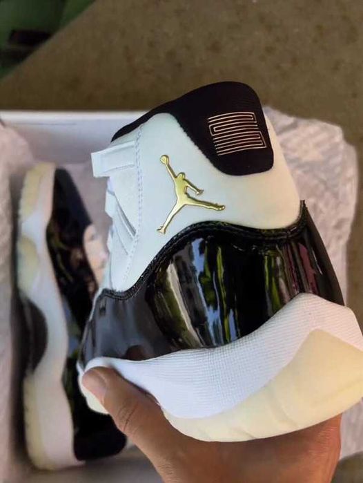 NikeAir Jordan11RetroDMP Gratitude R.38
