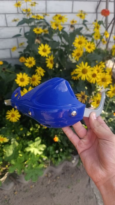 Защита рук на мотоцикл