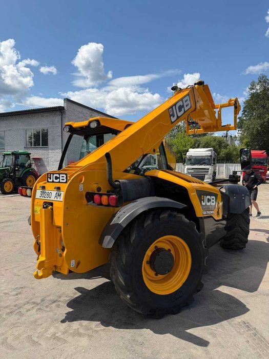 Продам навантажувач JCB 536-70 Agri super