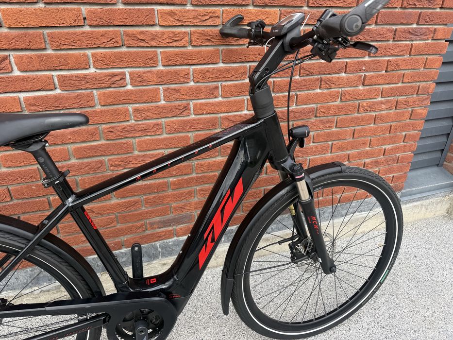 Електро  KTM MACINA TOUR P610