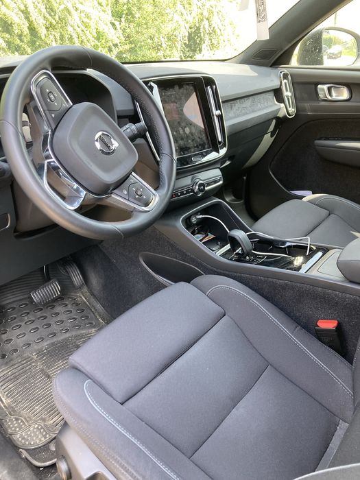 VOLVO EX40 Electric