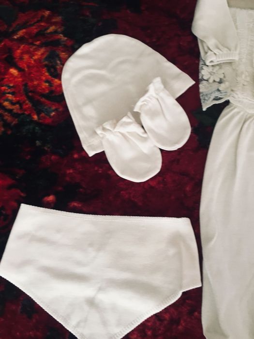 Продається дитячий костюмчик для дівчинки