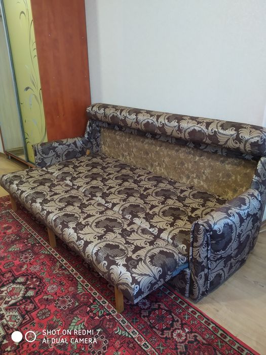 Диван з кріслами