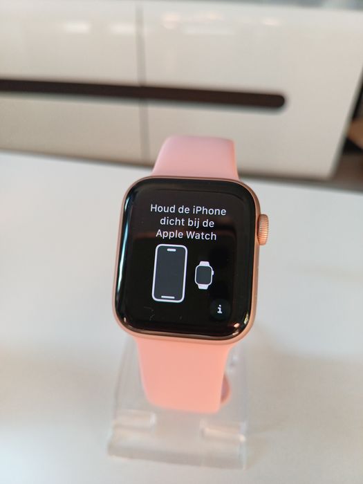 Apple watch series 6 GPS Gold, 40mm