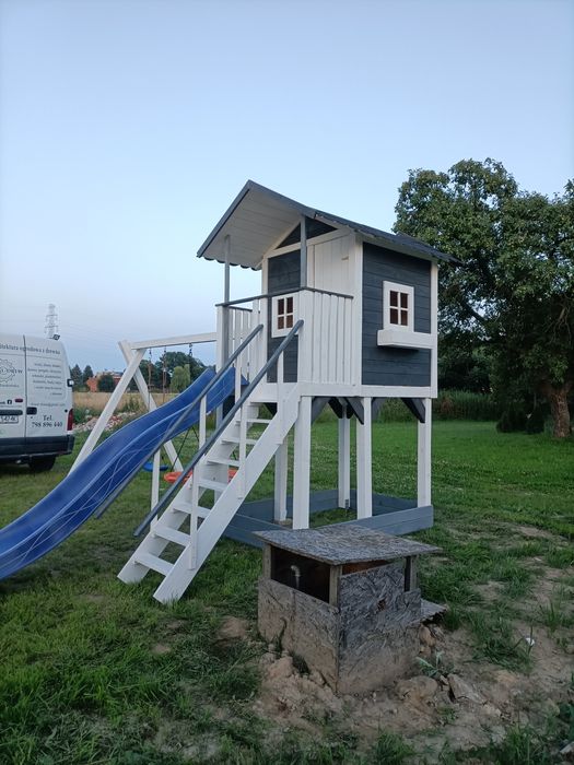 Plac Zabaw Domek.