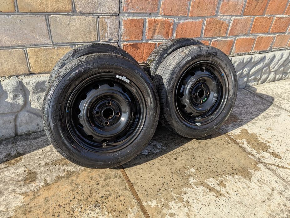 Диски з покришкою (R14,R15)