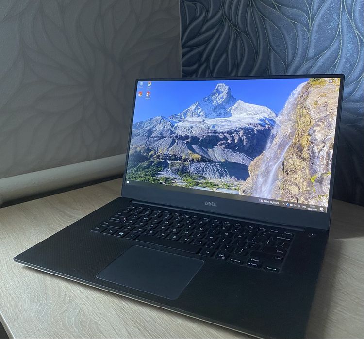 Dell Precision i5 7300hq nvidia quadro m1200 ram 16gb nvme256