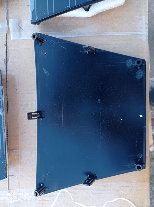 Nissan Rogue Ниссан рог решотка эмблема