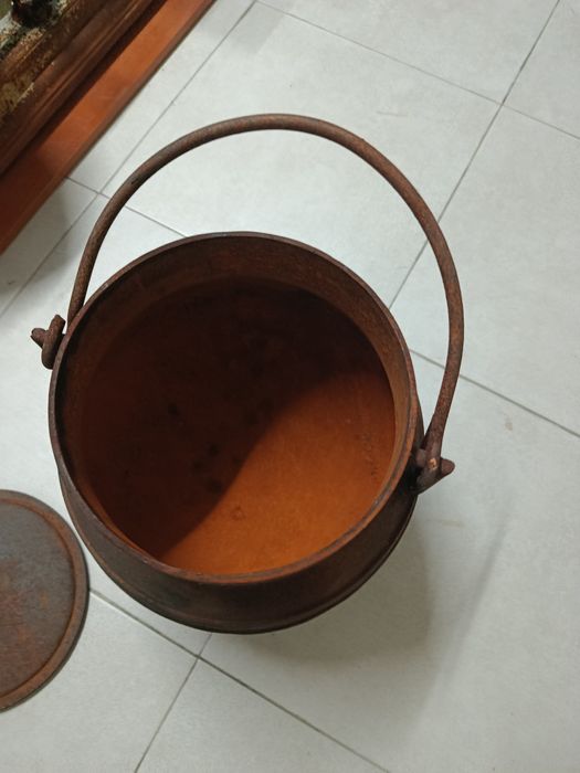 Panela de Ferro Antiga 10 Litros