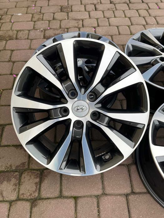 Oryginał alufelgi Hyundai 5x114,3 17 cali CZUJNIKI I30 I40 BICOLOR