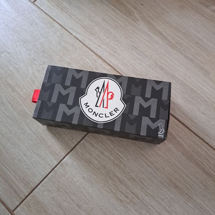 Pudełko skarpet męskich nowych rozmiar 40-45