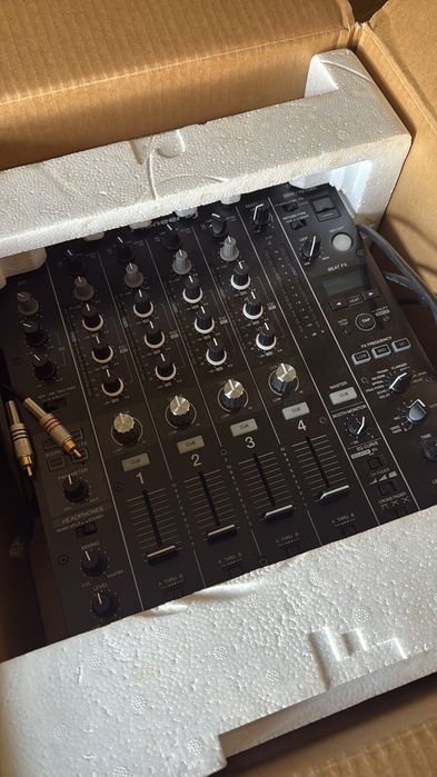 Mixer Pioneer djm 750 mk2