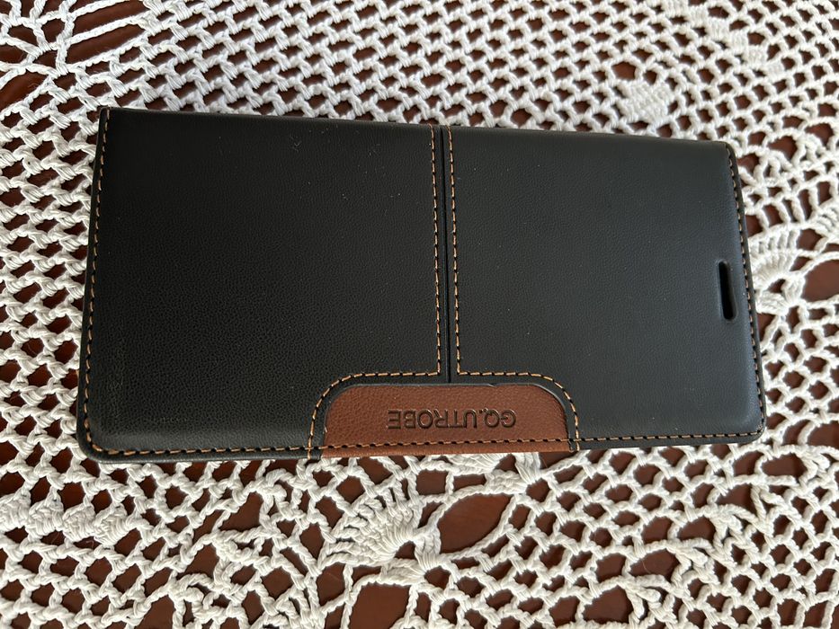 Futerał na iphone 17 pro