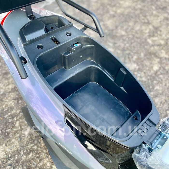 Електроскутер Corso MATRIX 1200W 72V/25Ah — великий