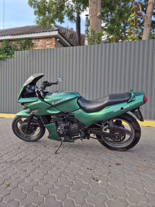 Продам Kawasaki gpz500s