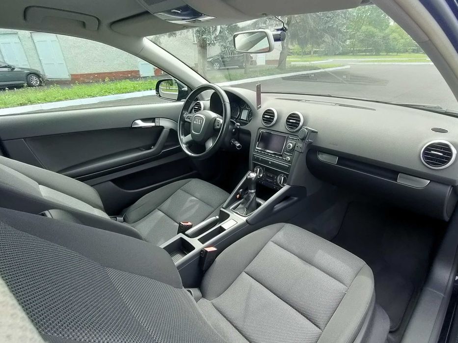 Audi A3 (8P) Attraction 2.0 TDI 140HP DPF