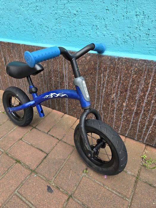 Біговел  Globber Go Bike