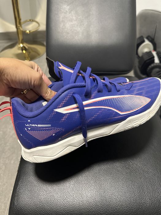 Tenis futsal marca Puma Ultra 38