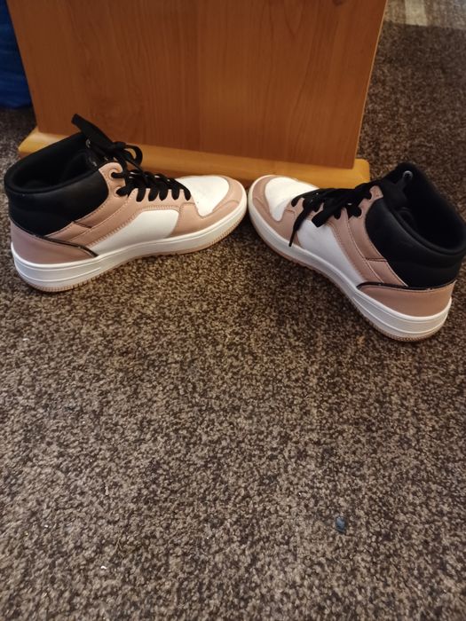 Buty champion 40