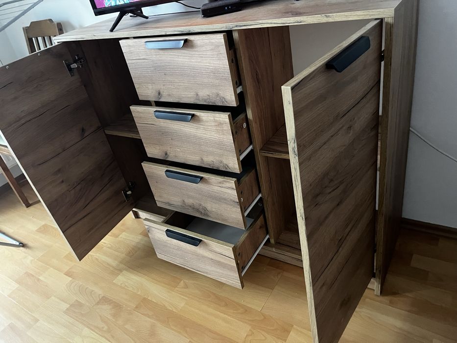 Komoda z szufladami stan b.dobry