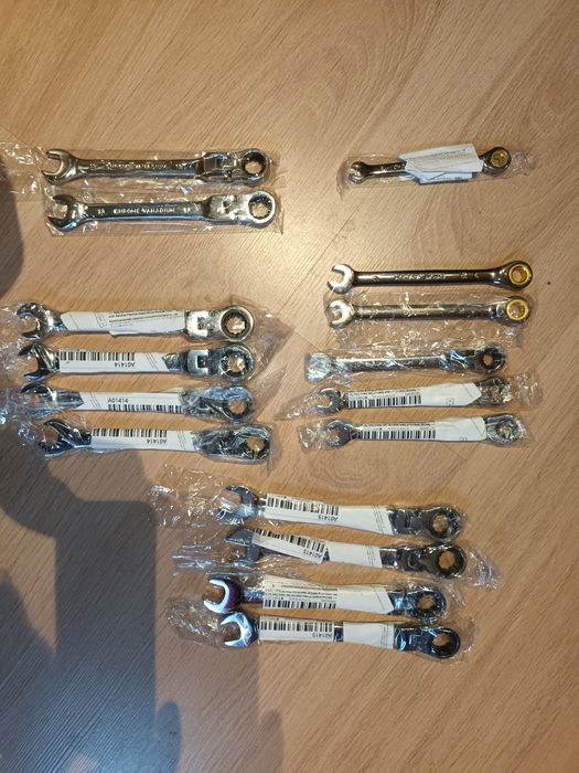 5x Klucze płasko-oczkowe z grzechotką cena za wszystkie