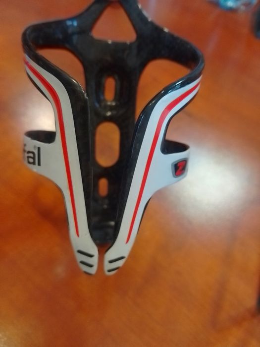 Koszyk, mocowanie na bidon Carbon Zefal