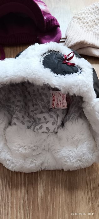 Теплі шапочки на дівчинку 1-3роки