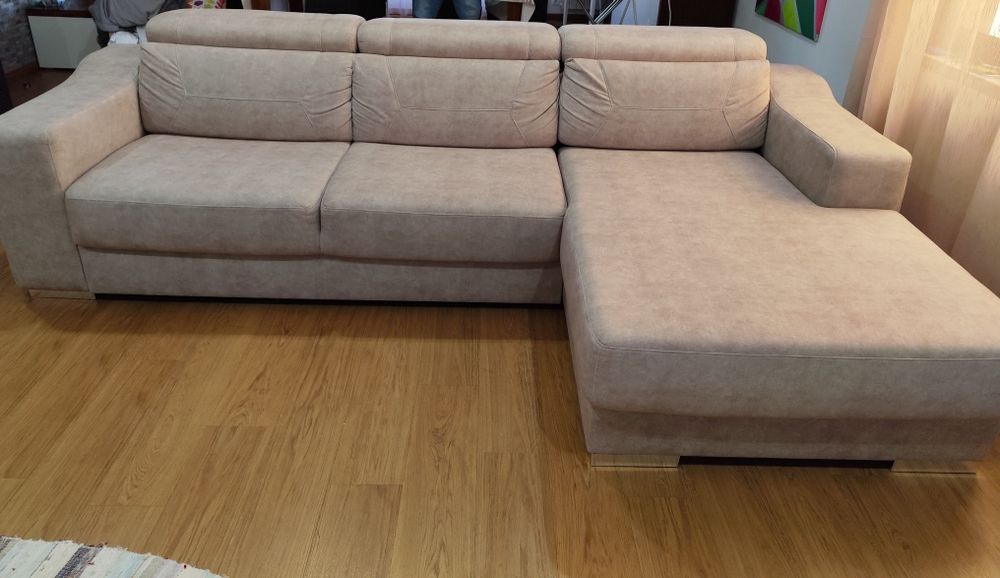 Sofa novo marca loring