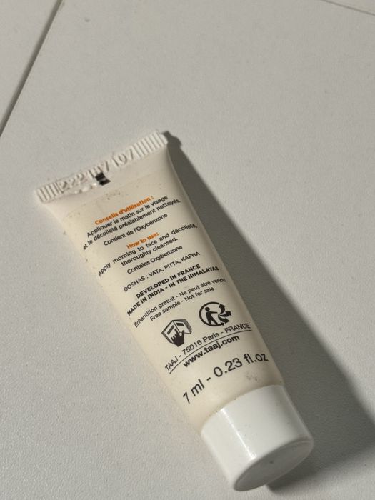 TAJ Paris Kerala Radiant Day Cream SPF 15 – krem do twarzy 7 ml