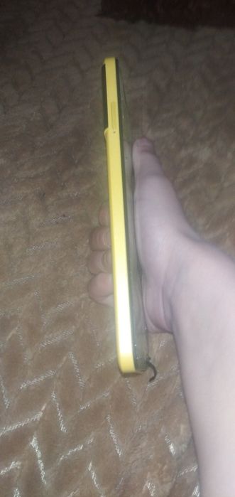 Продам телефон поко