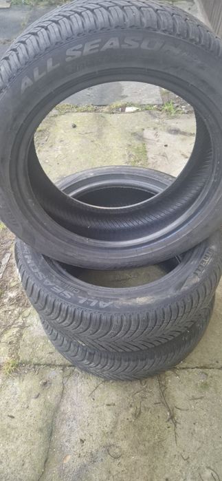 Opony Pirelli All Season R17