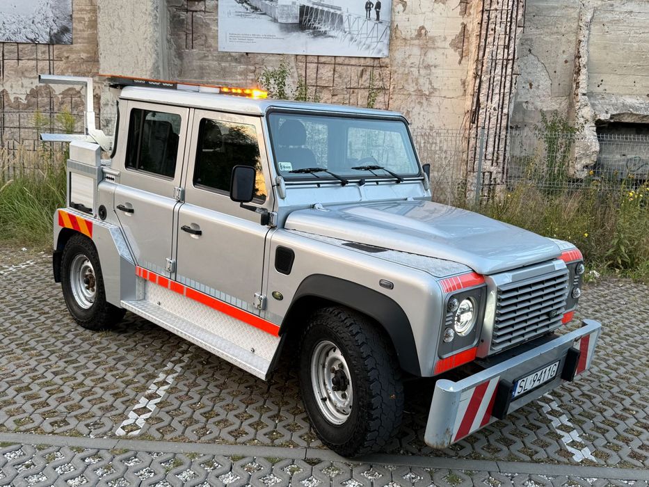 Land Rover Defender Holownik Miejski  Hartmann Holownik do garaży podziemnych zabudowa w całości sterowana