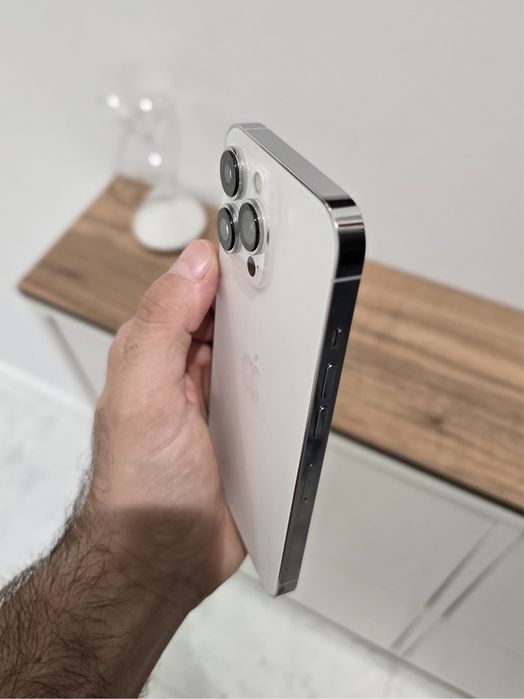 iPhone 13 Pro 128GB — Excelente Estado / 85% bateria