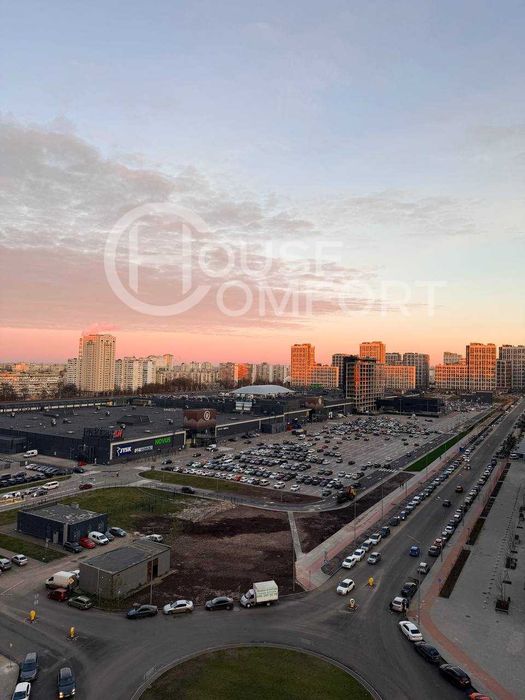 Продаж ЖК Варшвський 3 буд 10.1 планування 3С2 без %