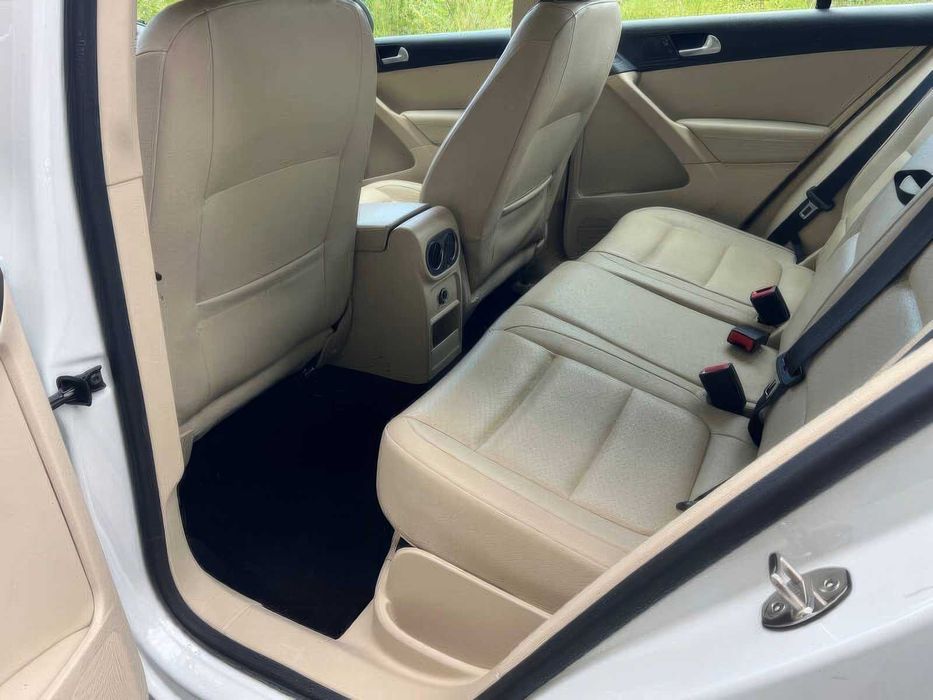 Volkswagen Tiguan      2017