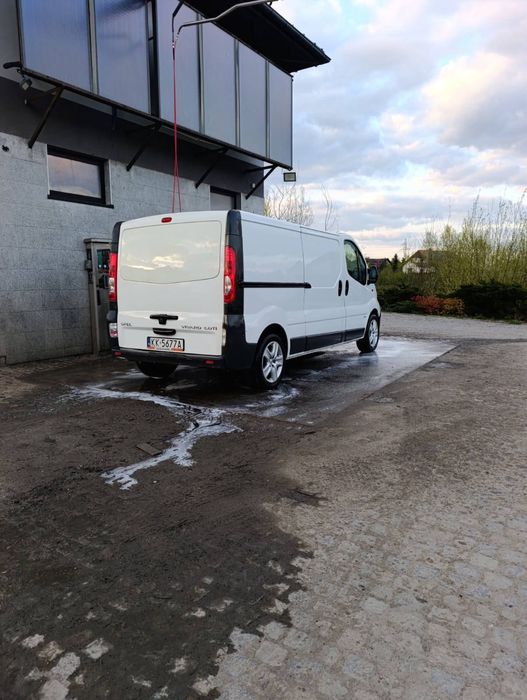 Sprzedam opel vivaro 2.0cdti maxi 2013