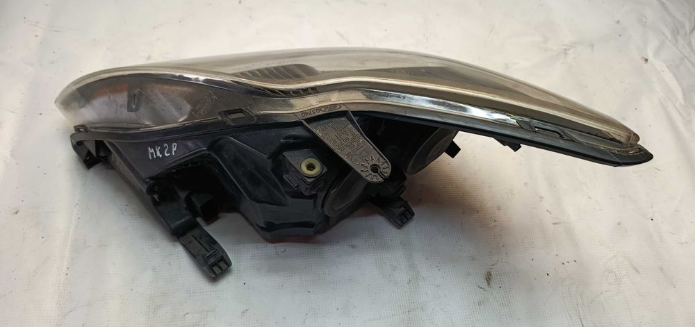 Focus MK2 lampa przednia przód prawa lift EU oryginał Ford