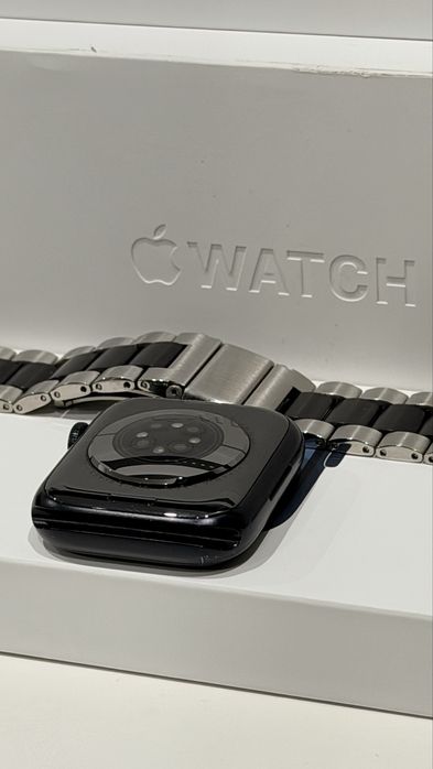 Apple Watch Series 9 45mm + Pulseira Inox