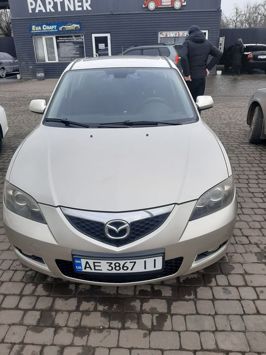 Продам авто Mazda 3