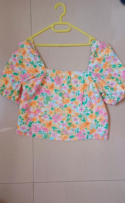 Top floral de verão