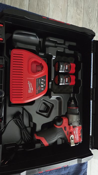 MILWAUKEE M12 FDD2 wiertarko-wkrętarka