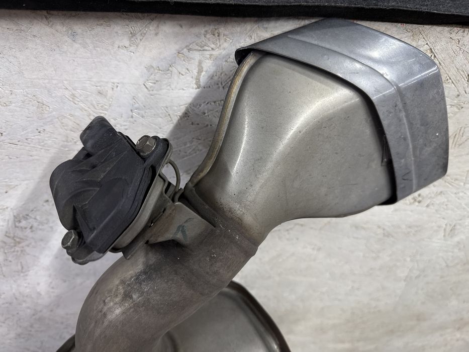 Вихлопна система Банка Выхлоп насадки BMW G32 640 B58 X-Drive Разборка