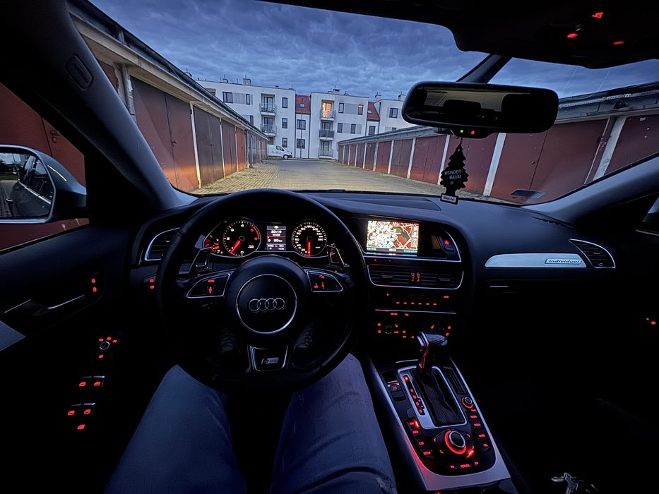 AUDI A4 B8 Avant*S-Line*Automat*2.0 TDI CR