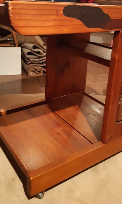 Móvel carrinho de bebidas