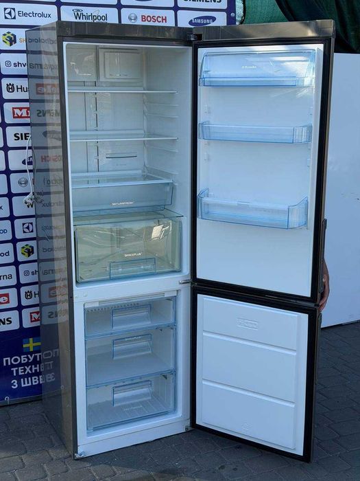 Холодильник б/в ELECTROLUX 185/60/60 Металік No Frost #08274