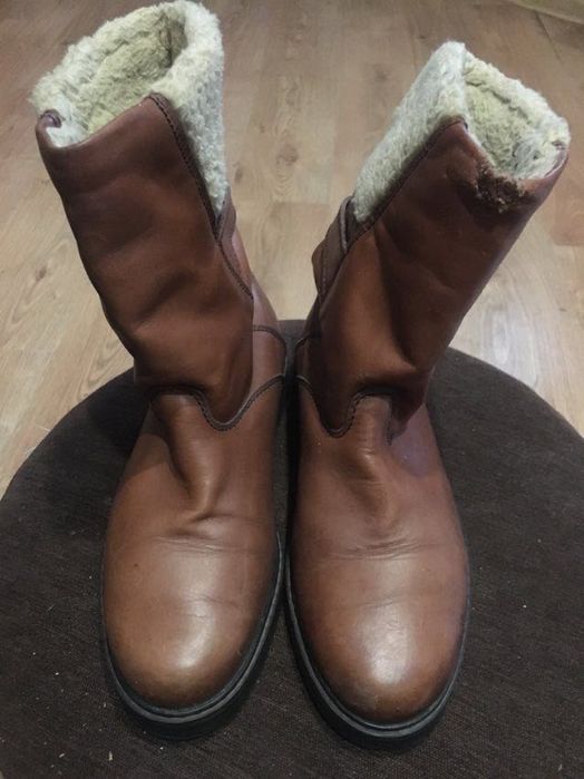 Продам высокие зимние сапоги, р-р 42