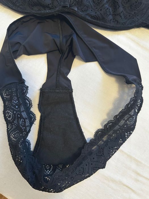 Biustonosz i majtki intimissimi