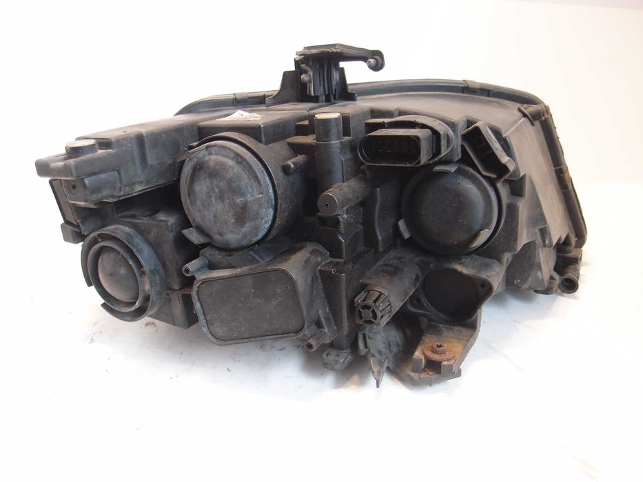 Reflektory lewy Audi A4 B8 2008r.